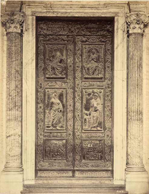 Fondazione Zeri Catalogo Averlino Antonio Cristo Salvatore In Trono Maria Vergine Annunciata San Paolo San Pietro Consegna Le Chiavi A Papa Eugenio Iv Crocifissione Di San Pietro Motivi Decorativi A